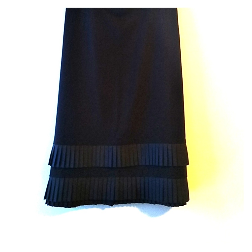 * LANE BRYANT BRAND BLACK SKIRT, SIZE 28 *